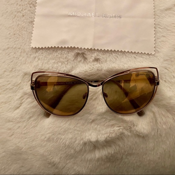 Rose Gold Micheal Kors Oversized Sunglasses - Picture 2 of 3